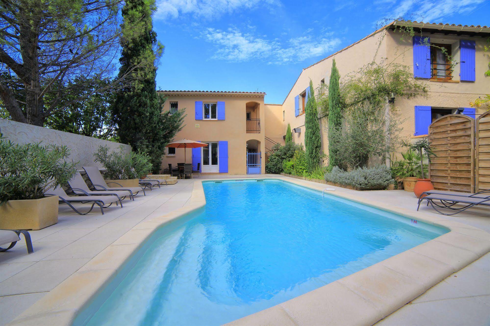 Hotel Mistral Mas-Blanc-des-Alpilles Exterior photo
