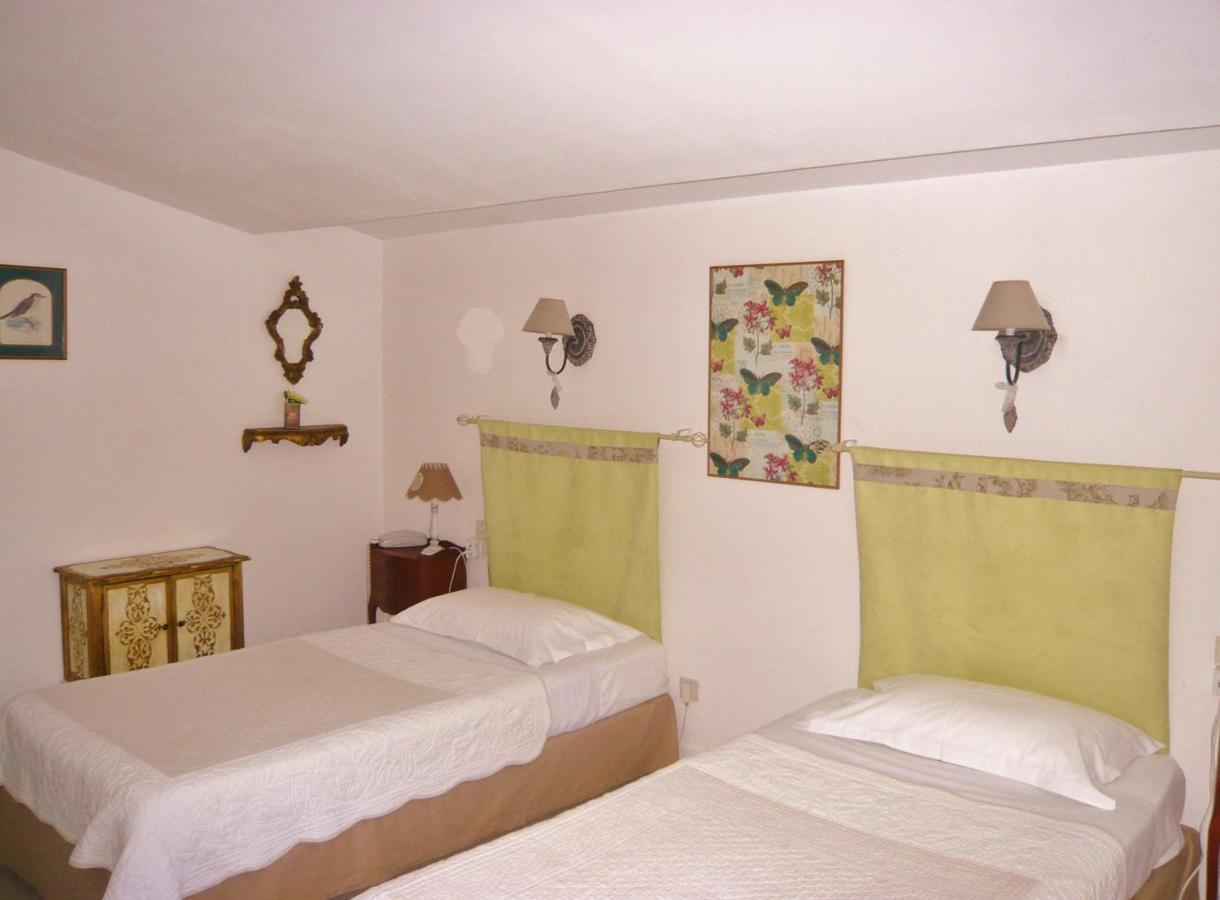 Hotel Mistral Mas-Blanc-des-Alpilles Exterior photo